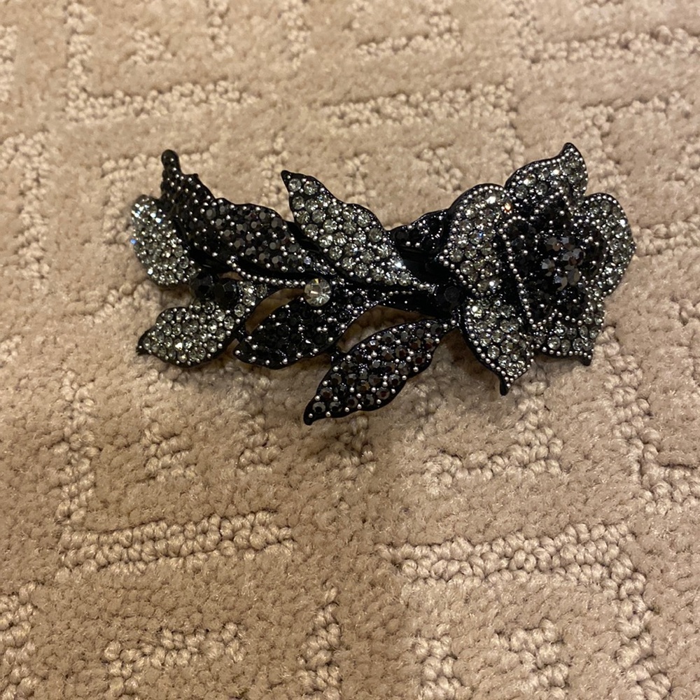 Evening hair clip